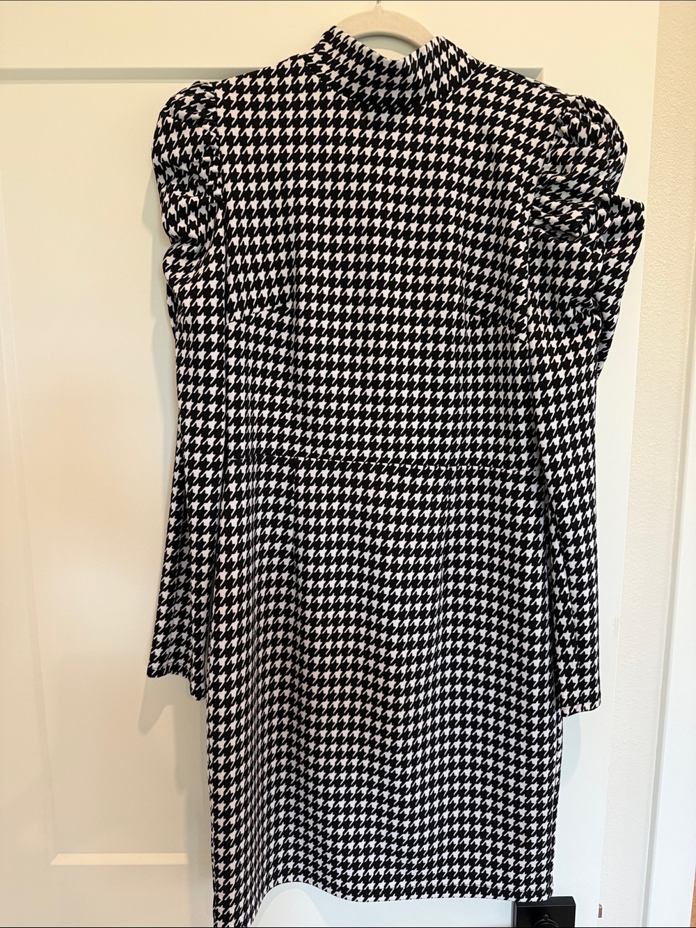 Bar III Black & White Houndstooth Long Sleeve Dress
